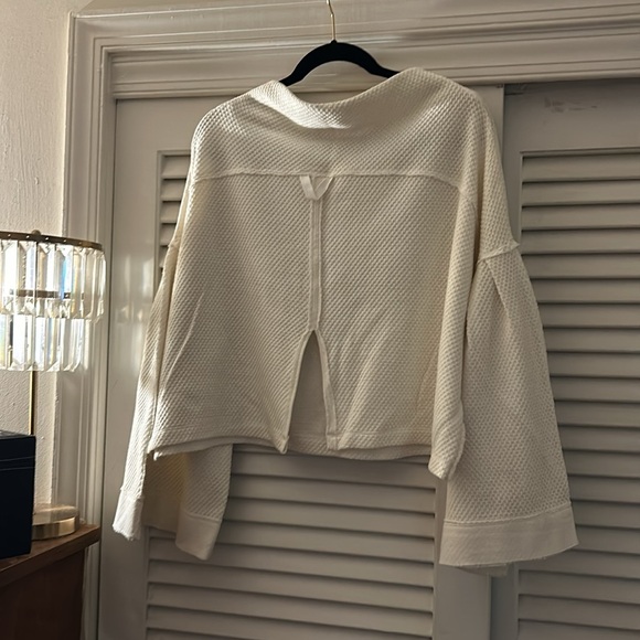 NWOT - We the Free People Top - Picture 5 of 8